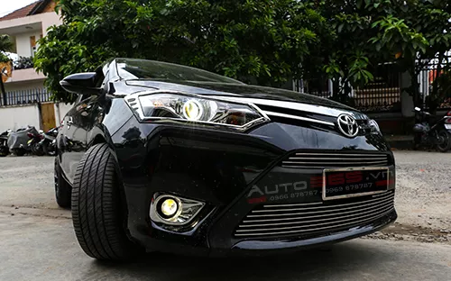 Toyota Vios Do Den Bi Xenon Tang Sang Den Hau Mau Bmw 6.jpg